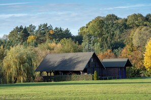 Design Cabin, Lake View