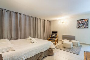 5 Schlafzimmer, Bügeleisen/Bügelbrett, WLAN, Bettwäsche