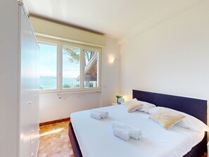 3 chambres, draps fournis