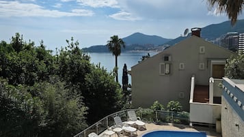 Exclusive-Studio, 1 King-Bett, Balkon, Meerblick | Zimmerausstattung