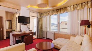 1 bedroom, soundproofing, free WiFi