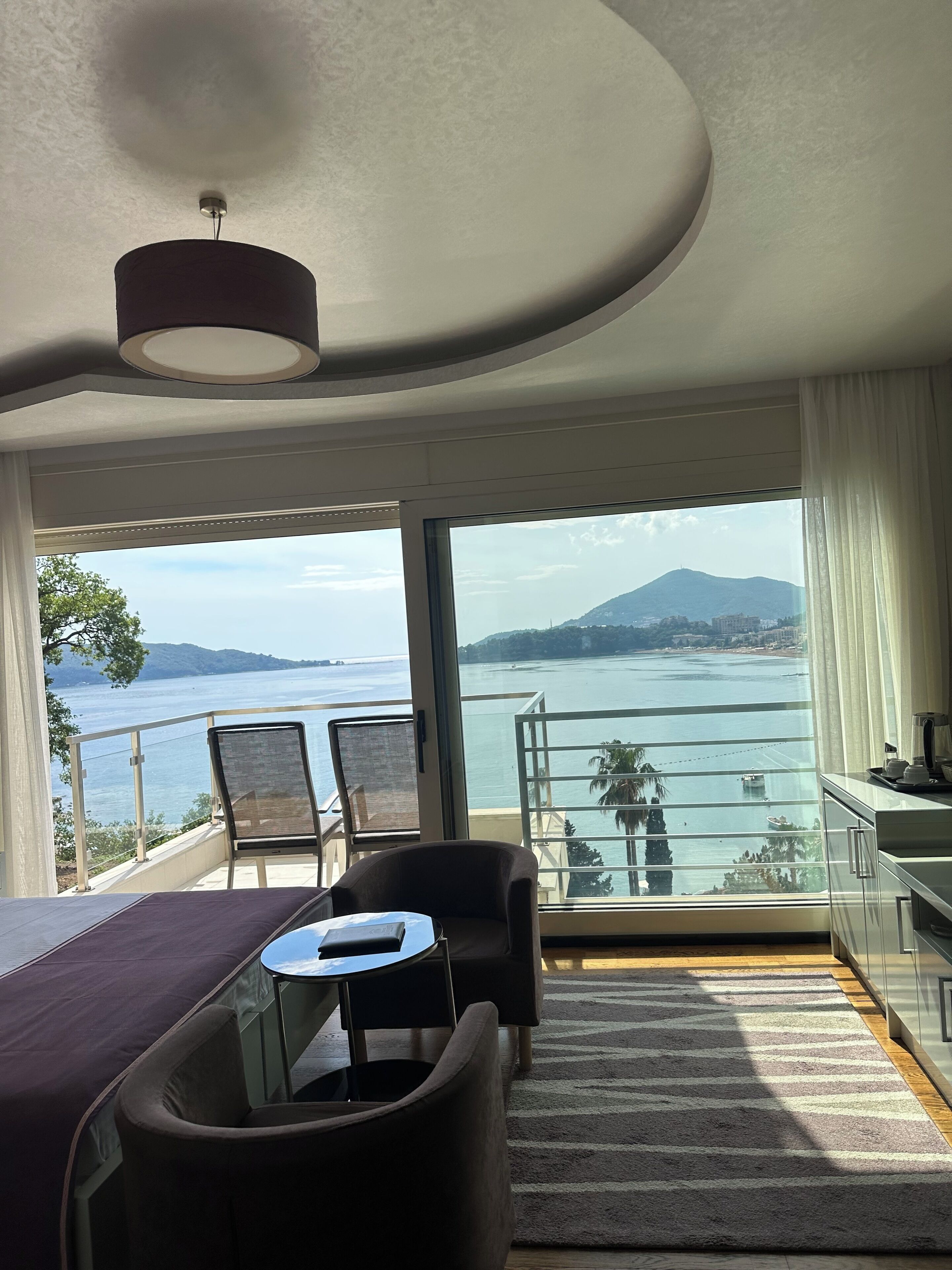 Exclusive Studio, 1 King Bed, Balcony, Sea View