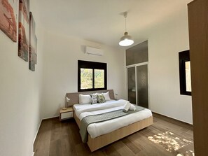 アパートメント 2 ベッドルーム キッチン マウンテンビュー | 2 室のベッドルーム、遮光カーテン、アイロン / アイロン台、WiFi (無料)