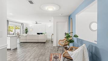 TV connectée, cheminée