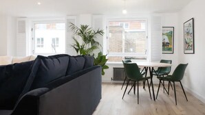 Leilighet | Oppholdsområde
