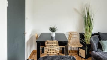 Classic Apartment | Dining room