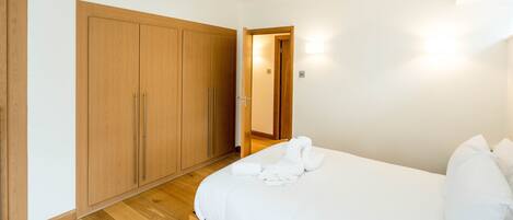 Appartement Classique | 2 chambres, fer et planche Ă repasser, Wi-Fi gratuit