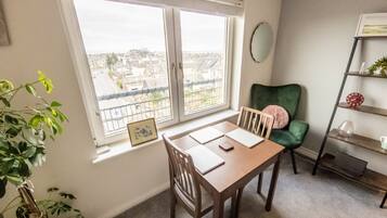 Classic Apartment | Dining room