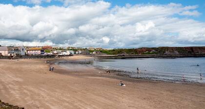 Historic 2Bd Maisonette In Coastal Eyemouth