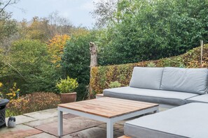 House | Terrace/patio