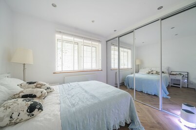 5Bd House In The Forest