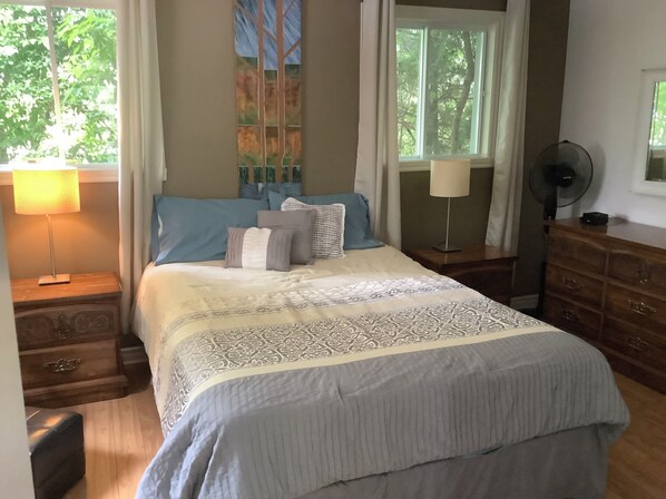 1 bedroom, iron/ironing board, free WiFi, bed sheets