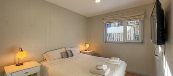 Centrally located PET friendly apartment