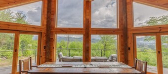 Mountaintop Cabin with Incredible View