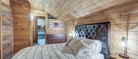 3 bedrooms, WiFi (free)