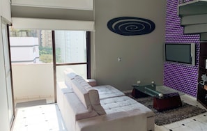 Living area - Entire Apartment - Duplex in Panamby (Vila Andrade São Paulo)