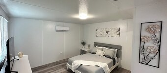  WELCOME TO MI LITTLE CASITA with WiFi, AC in private place in Seffner