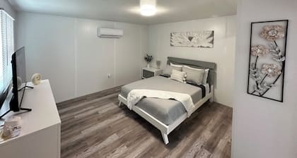 WELCOME TO MI LITTLE CASITA with WiFi, AC in private place in Seffner