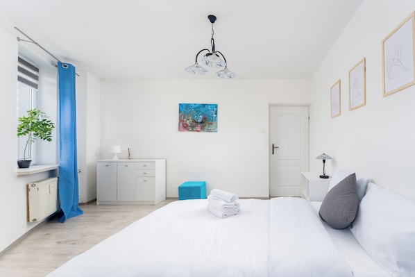 1 bedroom, iron/ironing board, WiFi, bed sheets