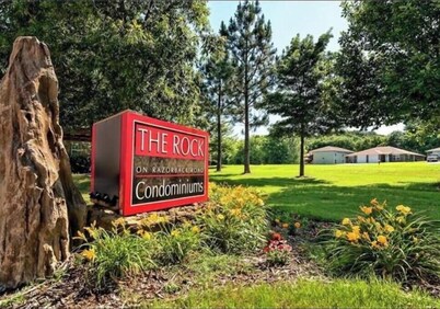 Fayetteville Fun -Modern Condo Near University of Arkansas