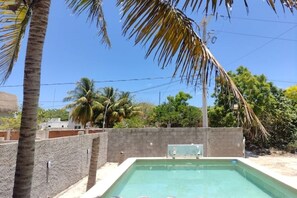 Udendørs pool