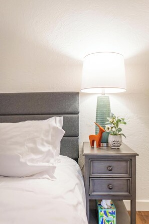 2 chambres, fer et planche à repasser, Wi-Fi, draps fournis