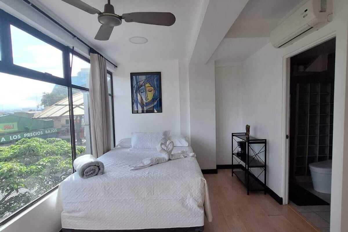 Quarto standard, 1 cama de casal, vista para a cidade | 1 quarto, Wi-Fi de cortesia