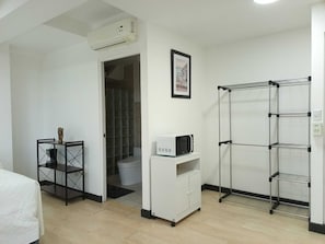 Habitación estándar, 1 cama doble, vistas a la ciudad | 1 dormitorio y wifi gratis