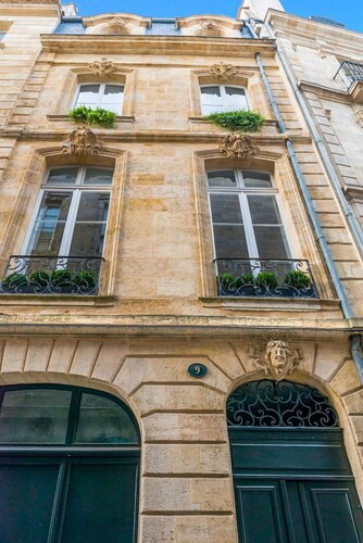 Studio d'architecte charmant dans un immeuble du XVIIIème dans le centre