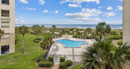 Oceanfront | Private Balcony | 3rd Floor Amelia Surf and Racquet Condo