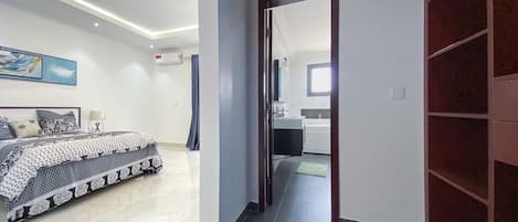 3 chambres, fer et planche à repasser, Wi-Fi