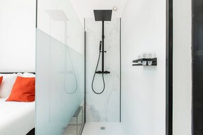 Hair dryer, towels