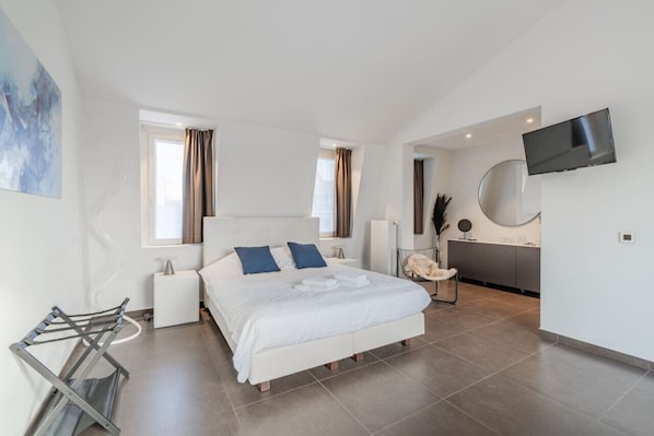 2 chambres, bureau, accès au Wi-Fi (inclus), literie fournie