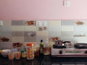 Double Room, Balcony, Courtyard View | Bathroom - Everest Home Stay Apartment Timal II (Kanpur Kalapani)