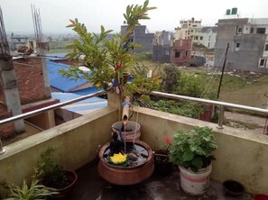 Double Room, Balcony, Courtyard View | Terrace/patio