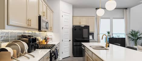 Microwave, oven, stovetop, dishwasher