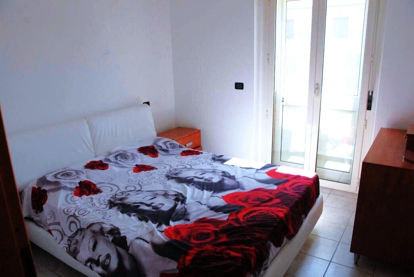 2 chambres, fer et planche à repasser, draps fournis