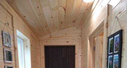 ADK Getaway "The Beech House"-New 1 Bedroom Cottage 1 mile from Adirondack Park