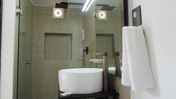 Shower, towels, soap, shampoo