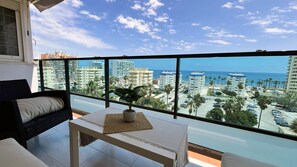 Interior - Mshome Sunset Apartment (Benalmadena Costa)