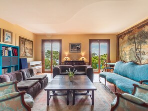 Living area - Pénélope by Interhome (Giens)