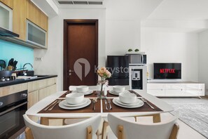 アパートメント 2 ベッドルーム シティビュー | ダイニングルーム