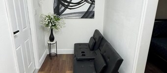 WELCOME 2 MI PRIVATE CASITA 1-bedroom apartment in charming Tampa with WiFi, AC