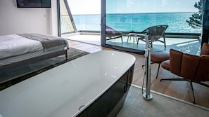 4 habitaciones, escritorio, tabla de planchar con plancha y wifi gratis