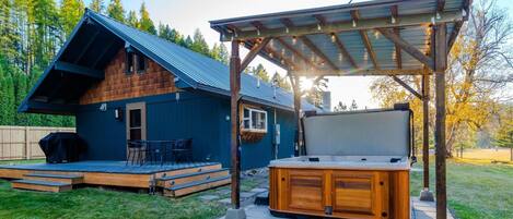 Tina de hidromasaje al aire libre