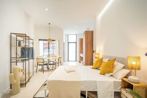 熨斗/熨衫板、免費 Wi-Fi、床單