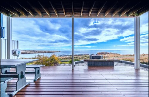 Oceanfront Retreat Wirrina Cove Fleurieu Coast