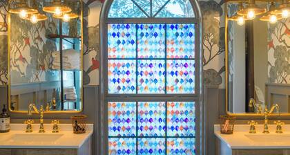 Roundtop show, Marburger Escape! 5 miles from downtown Roundtop!