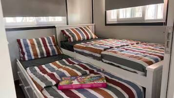 2 bedrooms, bed sheets