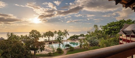 Outdoor pool, pool umbrellas, sun loungers